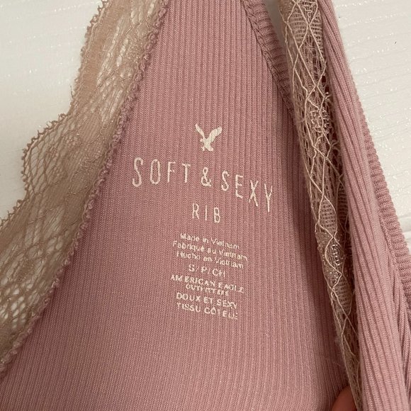 American Eagle Lace Tank Top - Picture 1 of 5